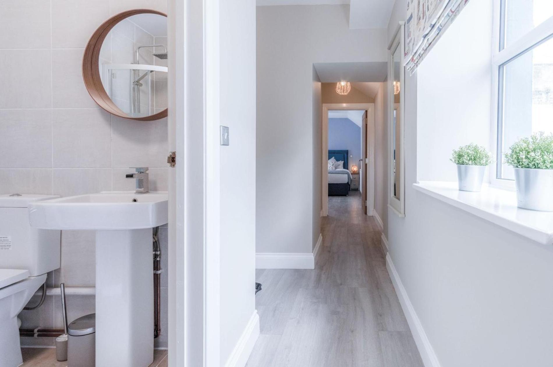 Harbour View - 2 Bedroom Apartment - Milford Haven Eksteriør bilde
