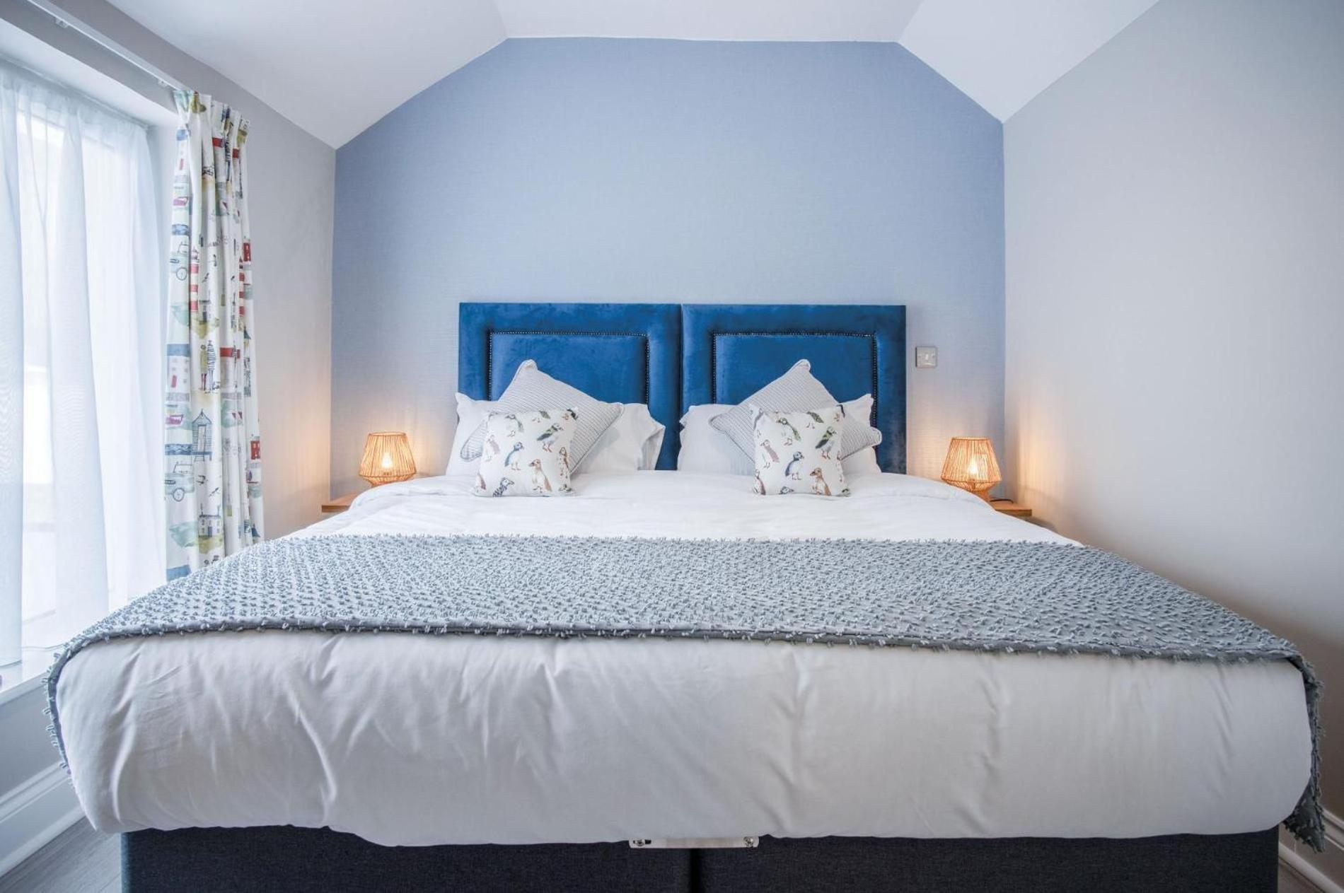 Harbour View - 2 Bedroom Apartment - Milford Haven Eksteriør bilde