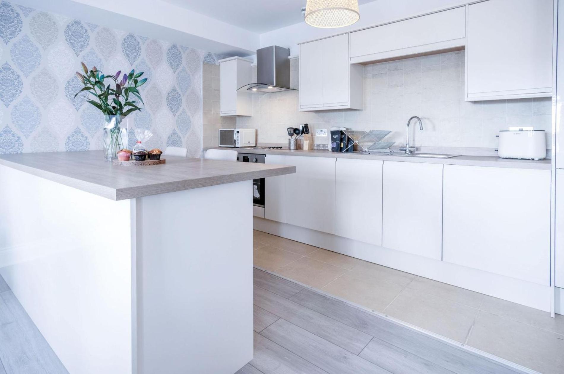 Harbour View - 2 Bedroom Apartment - Milford Haven Eksteriør bilde
