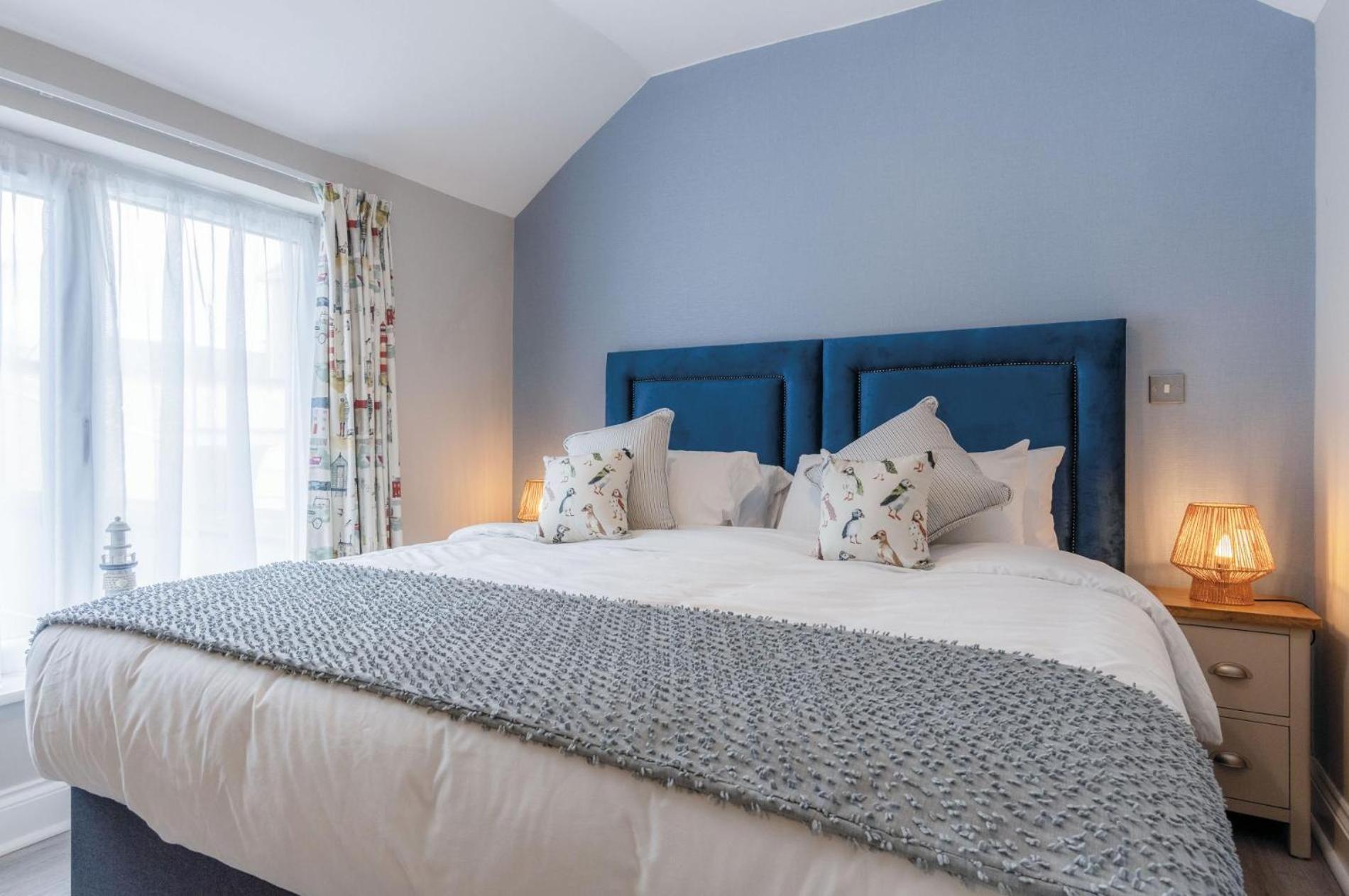 Harbour View - 2 Bedroom Apartment - Milford Haven Eksteriør bilde